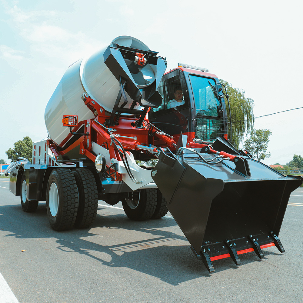 The selection of concrete mixer trucks requires several main points
