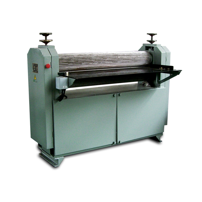Máquina formadora de papel ondulado para isolamento de transformador