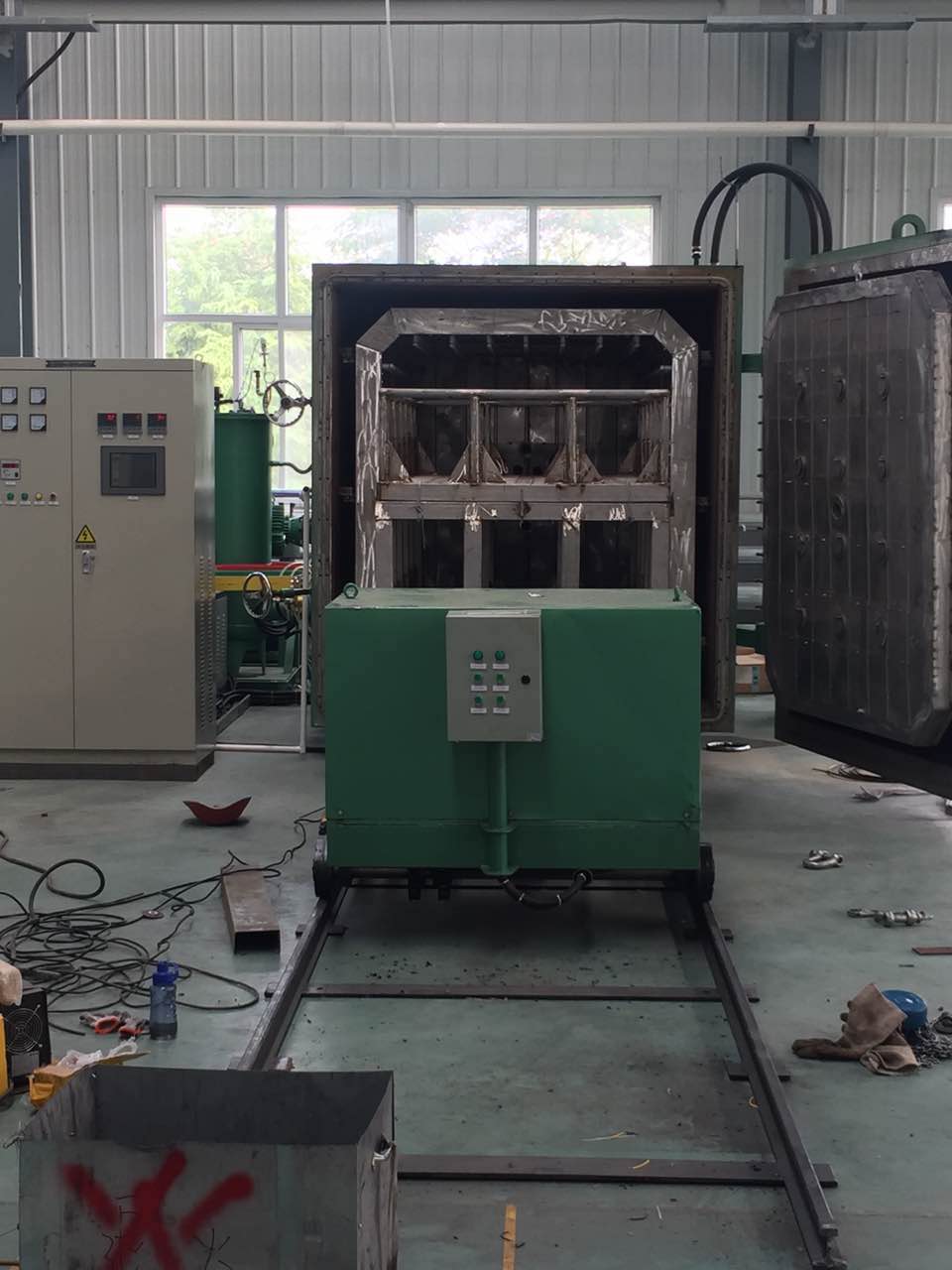 Warm nuwe produkte Transformator snymasjien - Horisontale interne verwarming vakuum uitgloei oond - Trihope