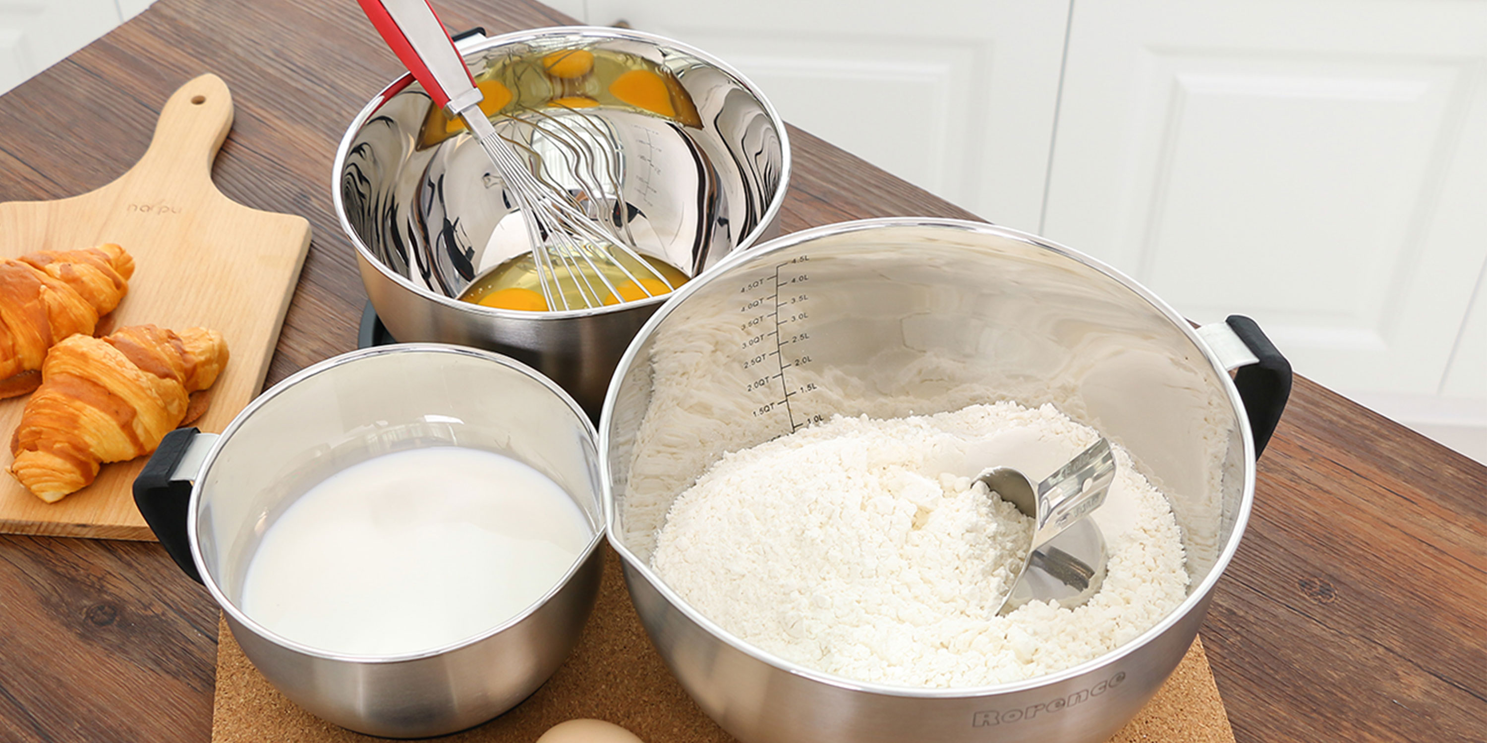 Sparkling Solutions: How to Clean Stainless Steel Mixing Bowls
