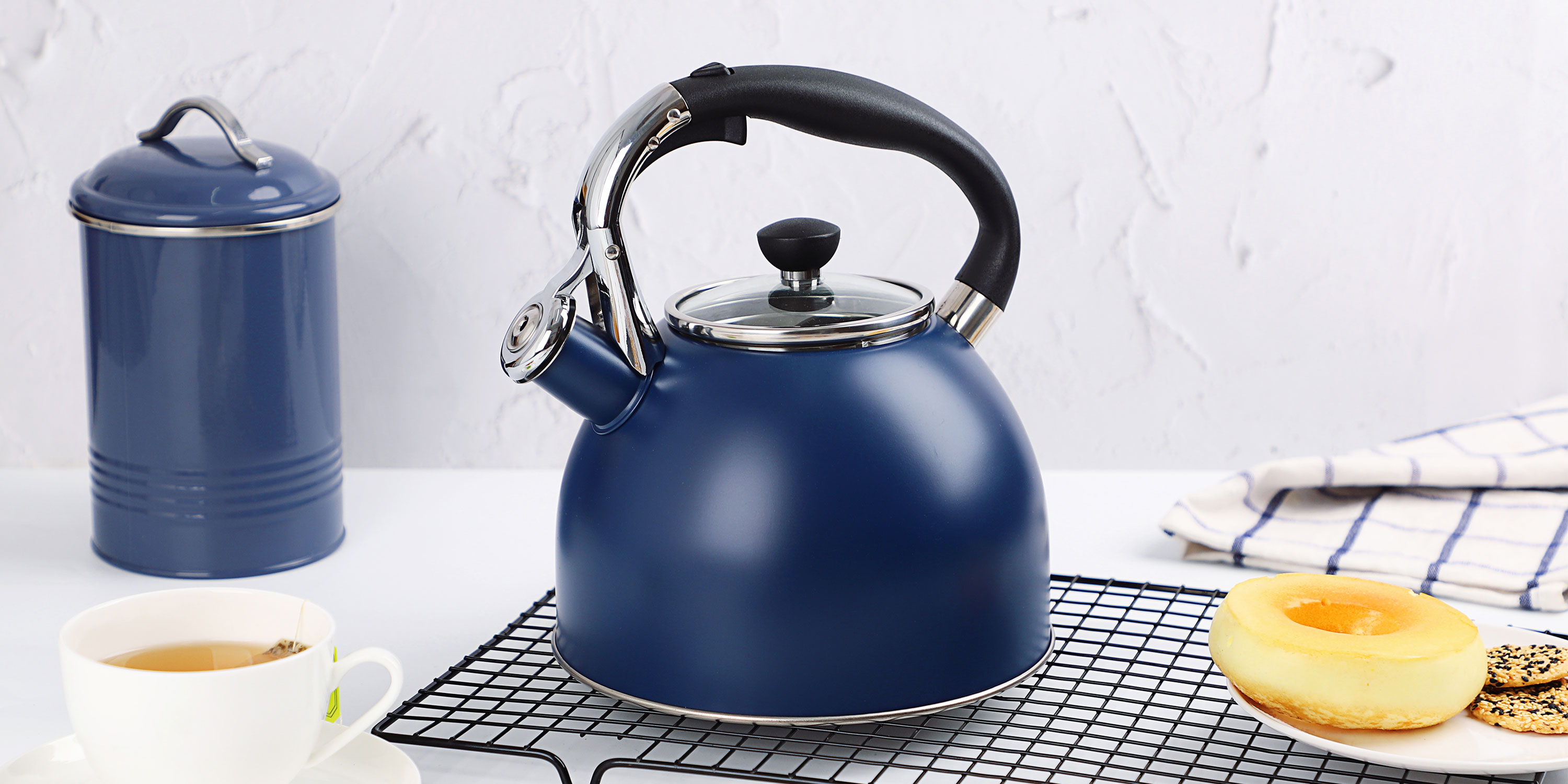 The Art and Science of the Stovetop Tea Kettle: How It Works