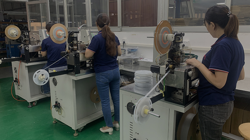 Automatic tape weaving machine productionae9