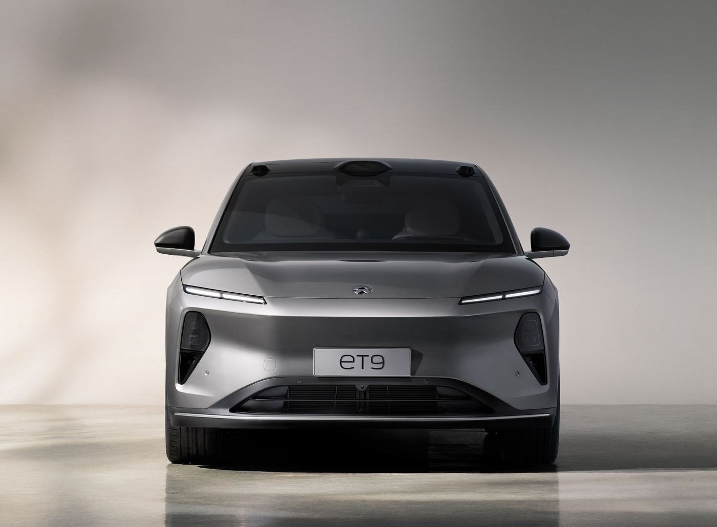 NIO ET9, a showcase of cutting-edge technology, is priced at 800,000 yuan