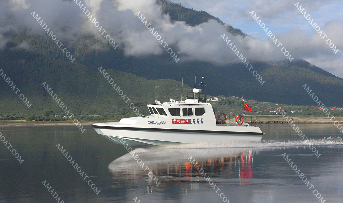 Workboat 1174b Maritime Trimaran Wave-suppression