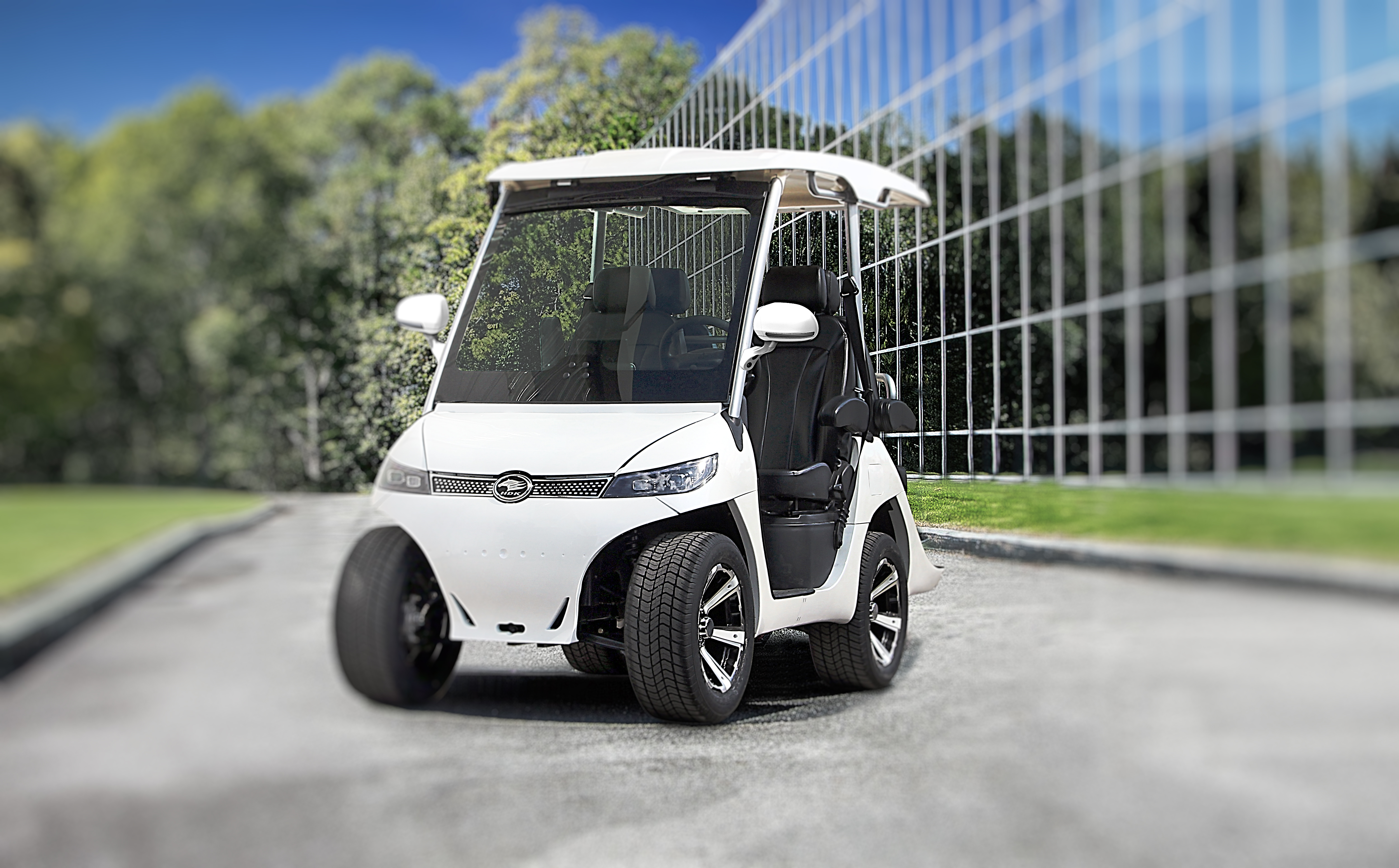 Golf Carts Now Run on the Same Batteries as Your EV