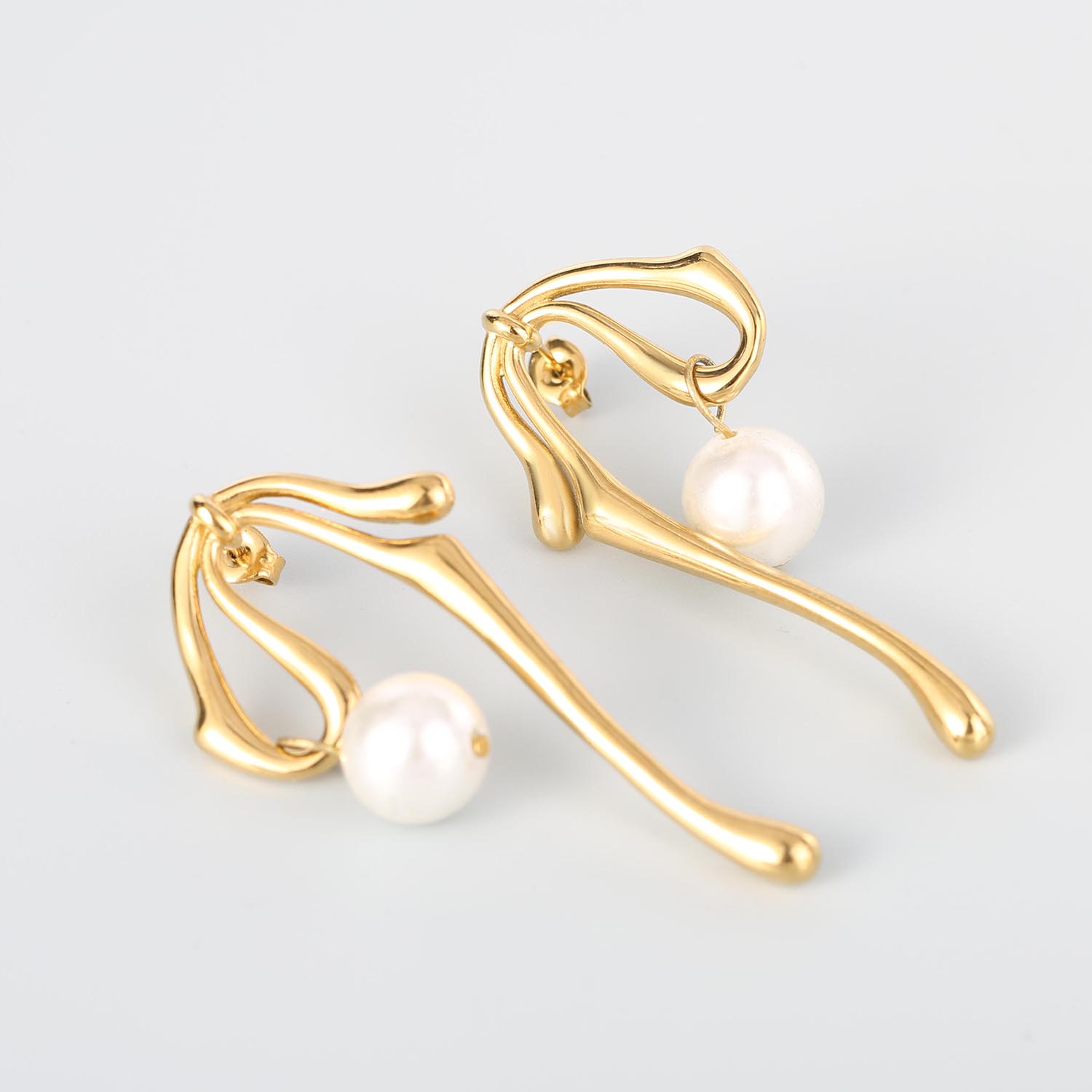 Pearl geometric earrings jewelry retro personality high-end feeling twisted   irregular stainless steel gold-plated earrings