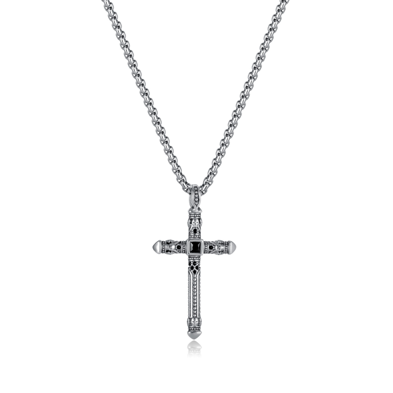 Klassische Halskette mit Kreuzanhänger