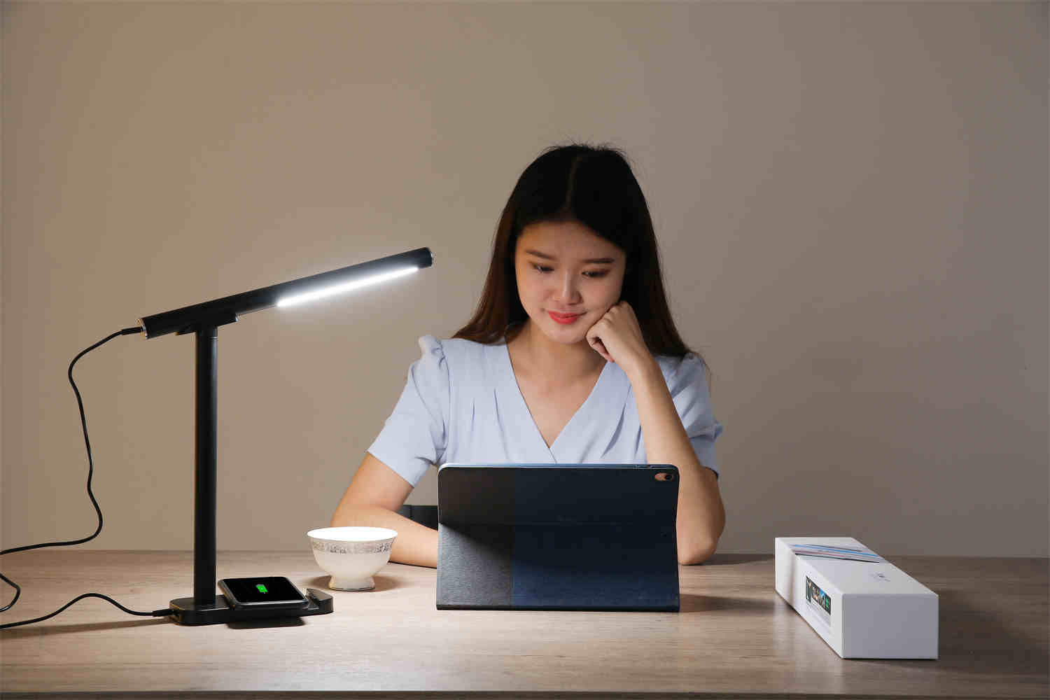 Benefits of Anti Blue Light Desk Lamps.jpg