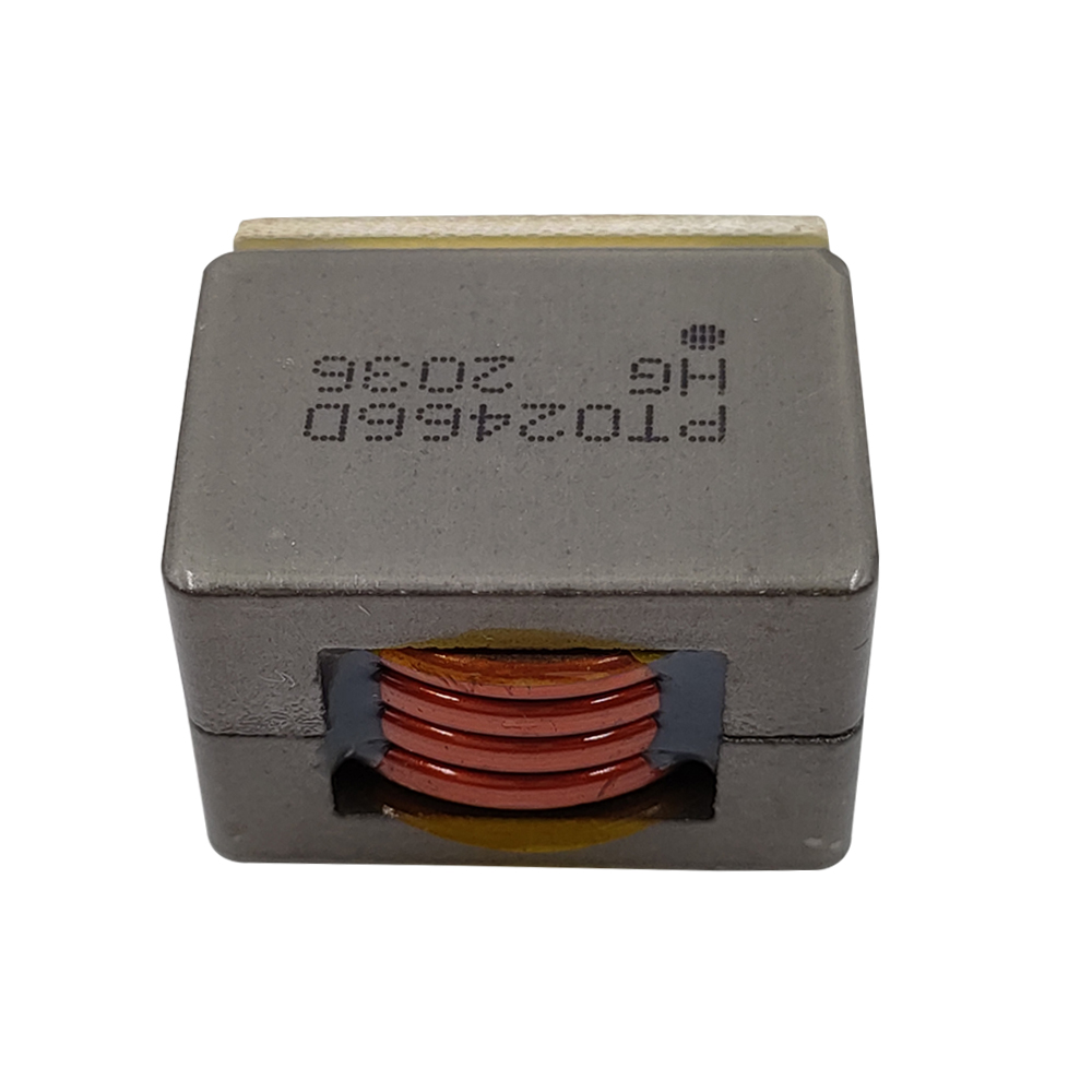 What is the difference between a flyback transformer and a normal transformer?