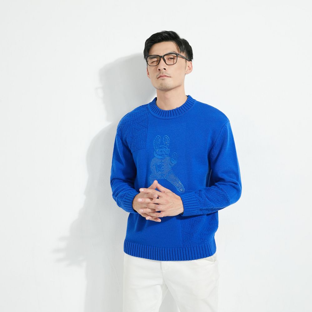 Blended wool warm men crew neck custom knit sweater with link-links design