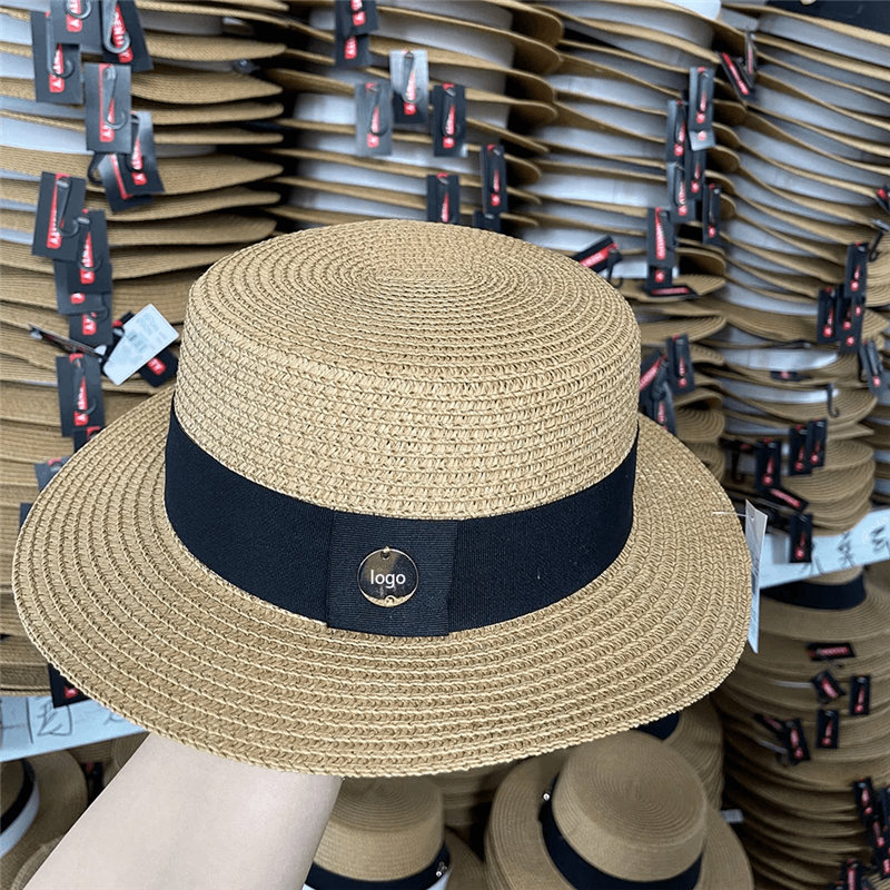 NOWY, masowy, płaski kapelusz słomkowy Sombreros De Paja z niestandardowym metalowym logo