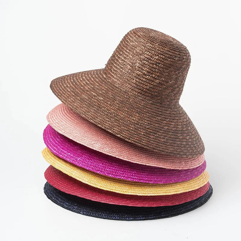 Cappello di paglia a secchiello con cupola rotonda in grano naturale a tesa larga di vari colori