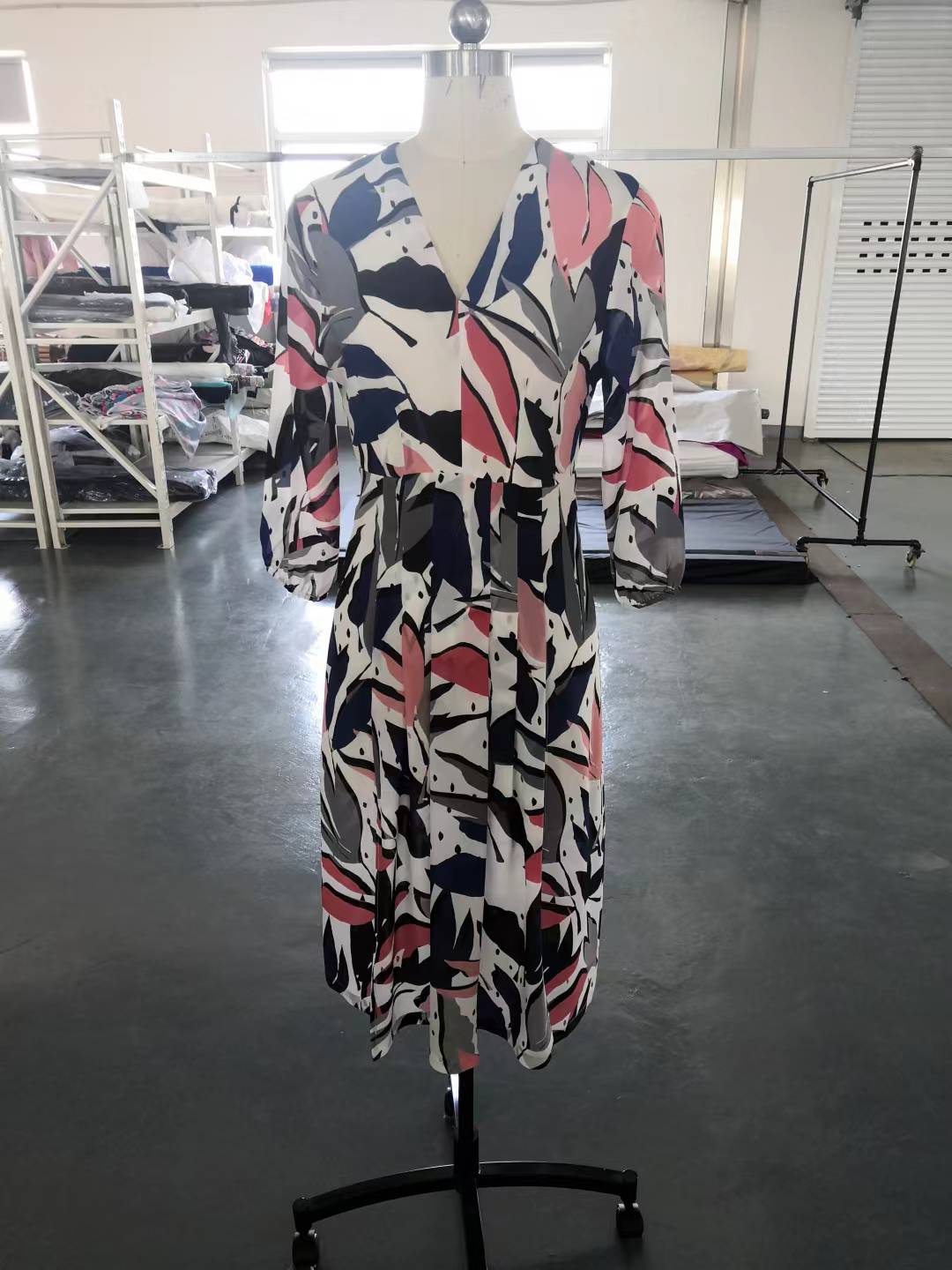 100% svila Silk Printed Elegantna obleka z dolgimi rokavi za ženske