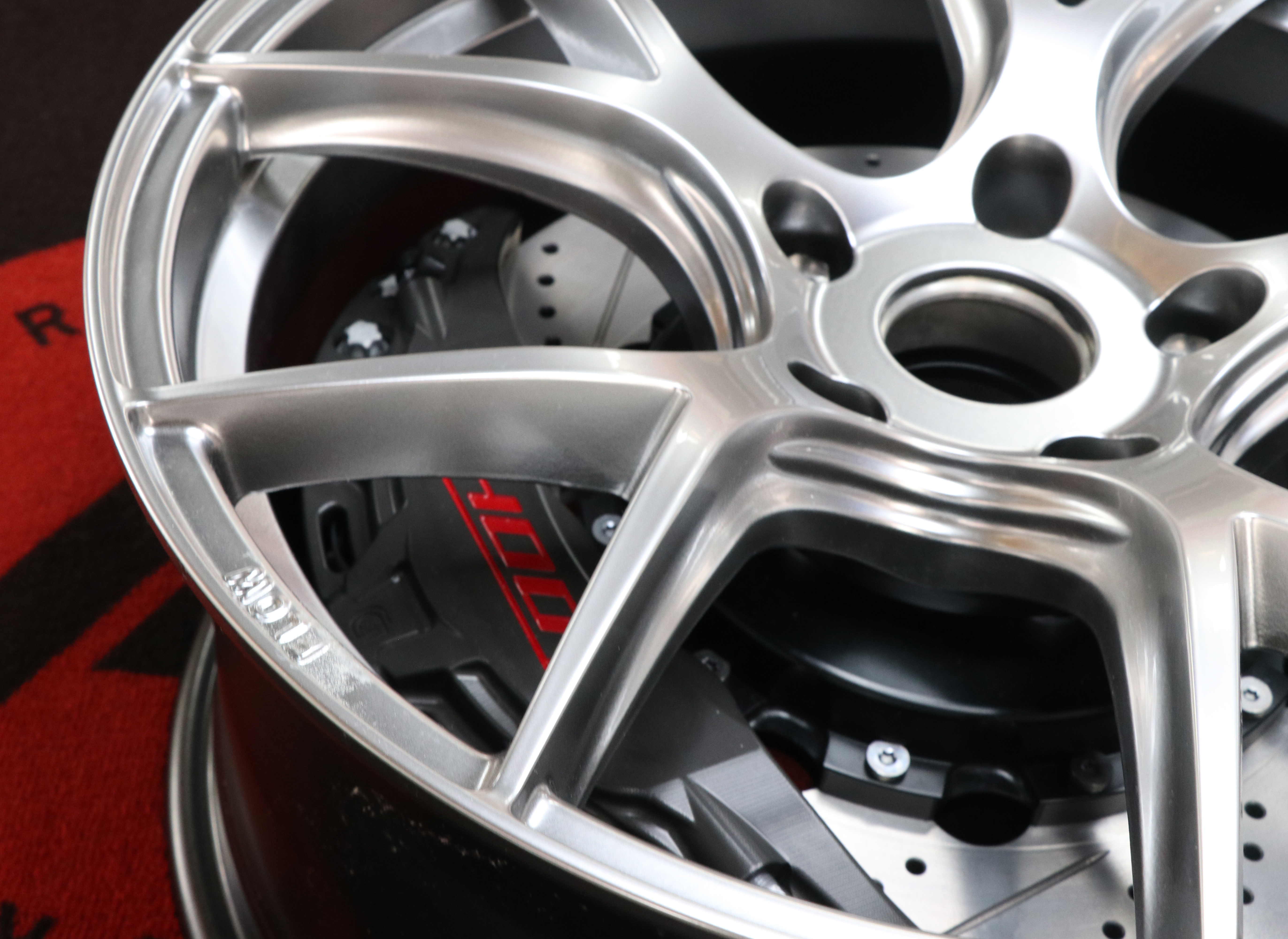 The Role of Wheel Rims in Racing Competition