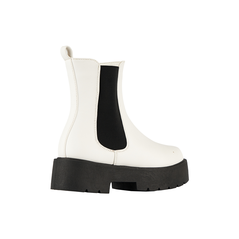 Platform Chelsea Boot with Modern Flair