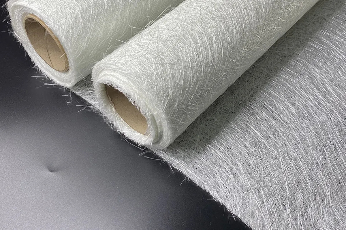 À propos du tapis à fils coupés en fibre de verre, que devez-vous savoir ?
