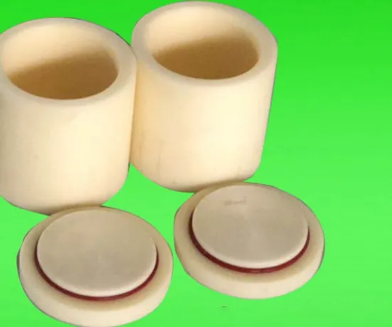 Preparação de pasta cerâmica: moagem de bolas
