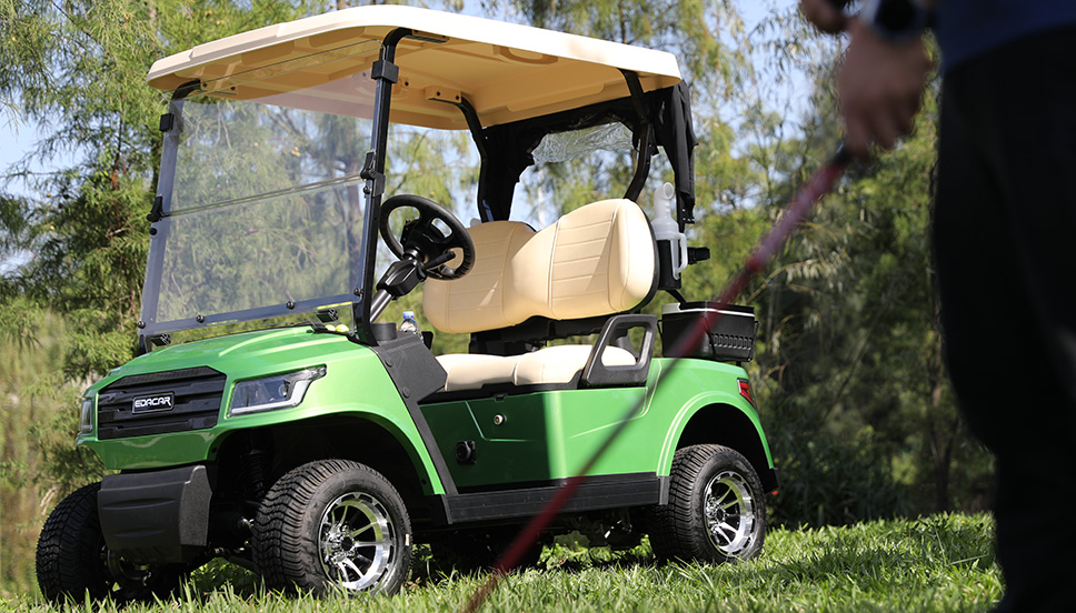 GOLF CART-SERIE – Modell Siera 2 – Schöpfen Sie das wahre Potenzial Ihres Golfspiels aus, mit mehr Lithium-Batterieleistung für Ihr Golf-Fahrzeug