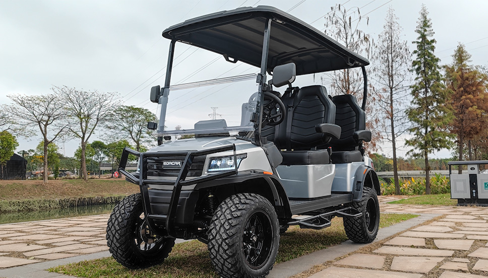 SERIA PERSONAL - ESTEEM 4 - Kompaktowy wózek z czterema siedzeniami skierowanymi przodem do kierunku jazdy, w najlepszej cenie producenta wózków golfowych