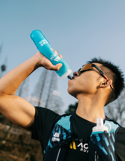 Sports water containers