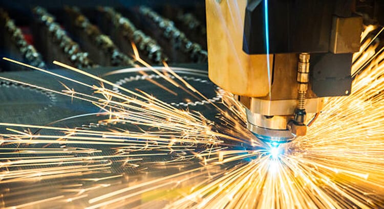 Які основні аспекти високої продуктивності машин для лазерного різання металу?
