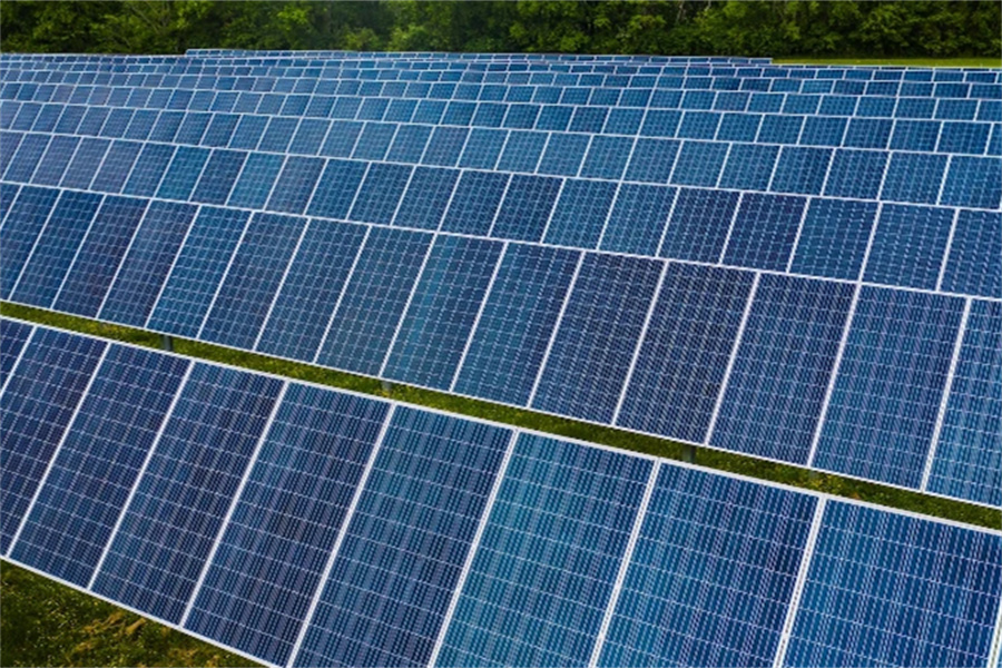 Holsolis Consortium gaat vanaf 2025 10 miljoen TOPCon-zonnepanelen uitrollen in de Franse Moezel