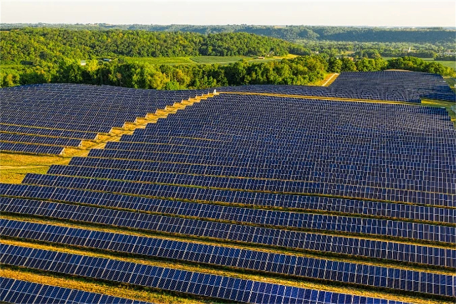  AE Solar de Alemaña investirá 1.000 millóns de euros na fábrica de fabricación de paneis solares en Romanía;  Planeará ampliar a 10 GW anualmente no futuro