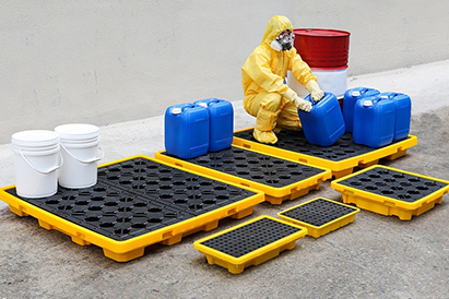 Why choose Spill Containment Pallets