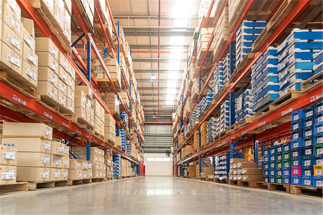 Efficient and Secure Warehousing Solutions: Optimizing Your Storage and Distribution