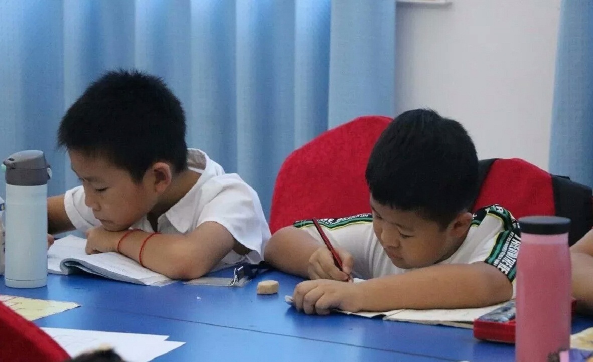 Dongnan Electronics/ \ "phase I staff Children Summer trusteeship class!