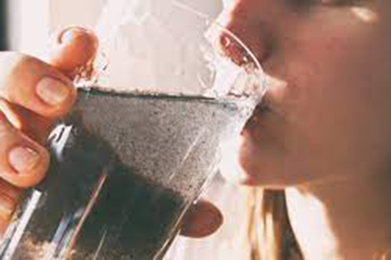 היתרונות של מערכות מים אוסמוזה הפוכה והדרכים הטובות ביותר להשיג מי שתייה בטוחים יותר