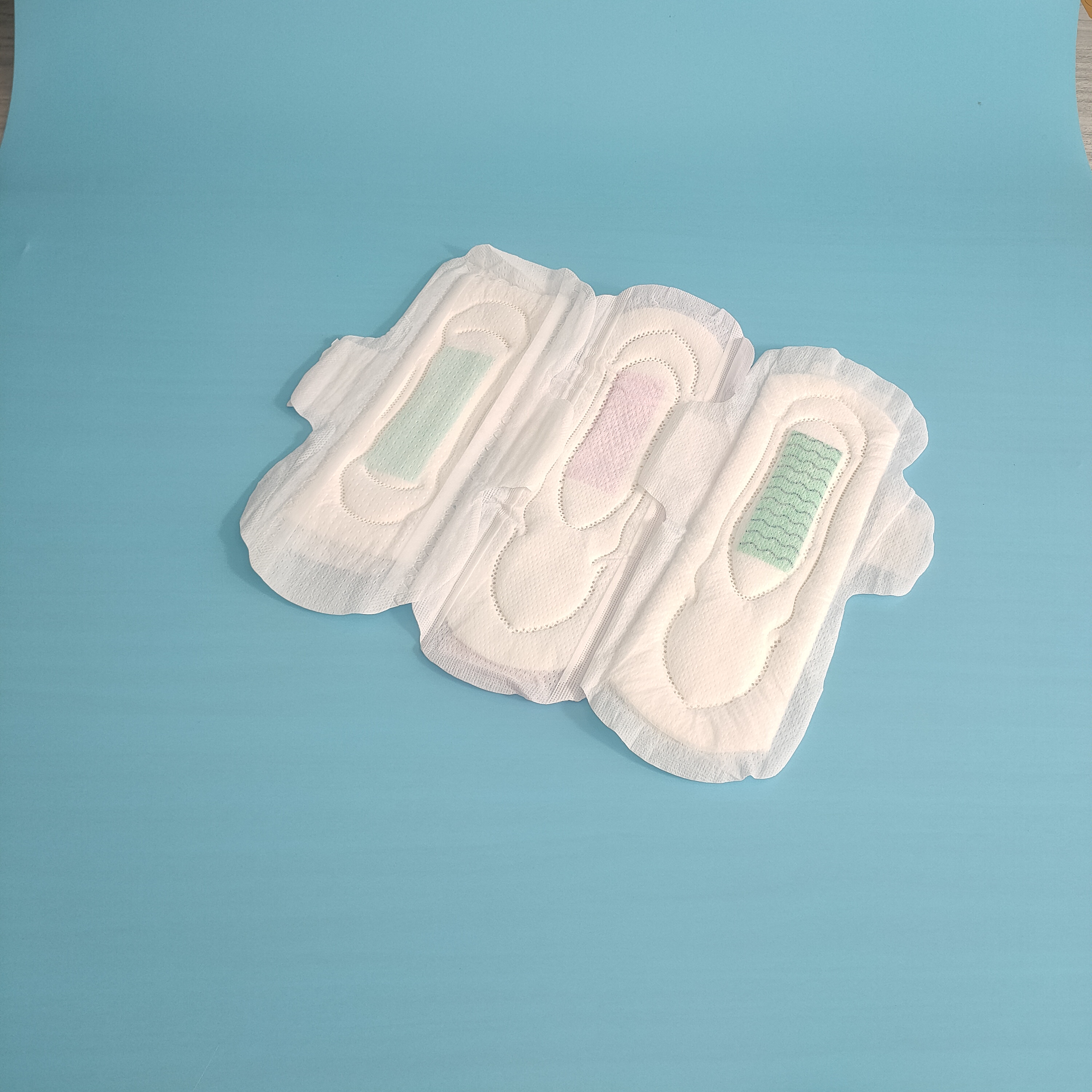 Гигиеническая прокладка одноразовая дневная прокладка для женщин с анионовым чипом Поставщики из Китая Гигиенические салфетки