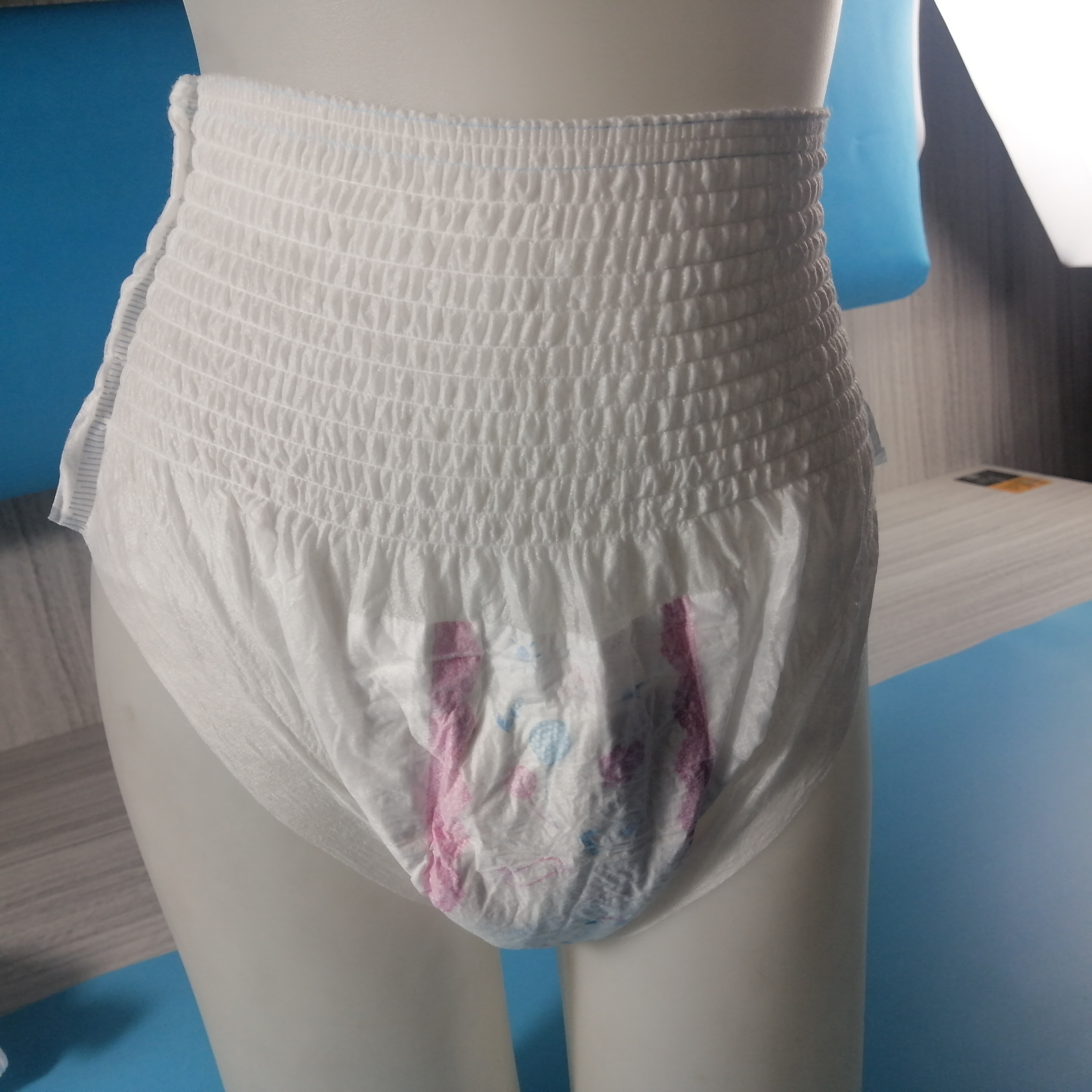 Baixo preço melhor qualidade descartável venda quente calças menstruais respirável saudável guardanapo sanitário tipo calcinha para mulher