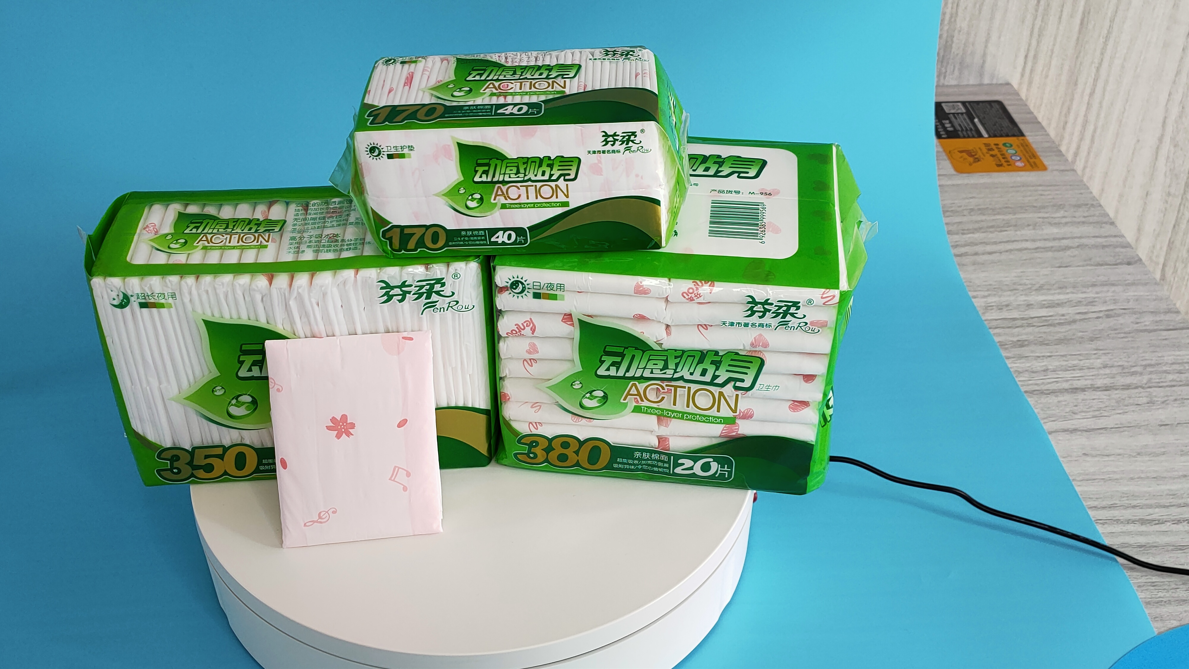 Échantillon gratuit de serviettes hygiéniques Lady Serviettes hygiéniques en coton biologique anion