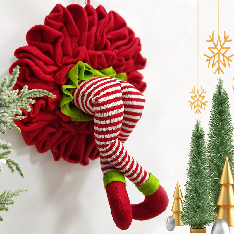 Christmas Thief Wreath - Festive Front Door Ornament