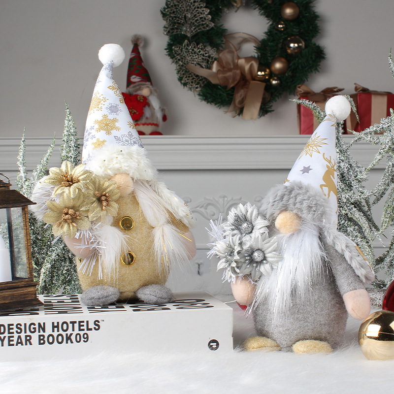 Gnomes de Noël en gros avec des fleurs - Direct usine