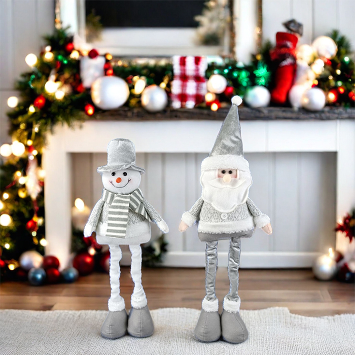 Zestaw srebrnych lalek z bałwanem i lalką Świętego Mikołaja