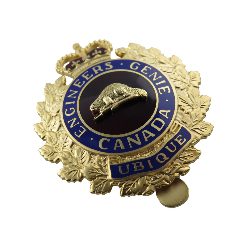 Custom OEM Hard Enamel Canada Cap Badge (1)