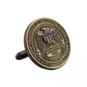 Hoge kwaliteit manchetknopen van de militaire politie met 3D-logo