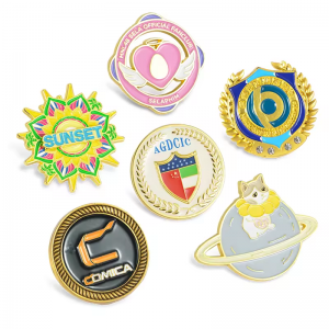 Customized Colorful Deign Badge Pin For Gift