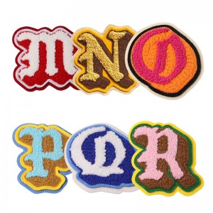 Makukulay na Alphabet A To Z Letters Chenille Embroidery Patch Para sa Tela