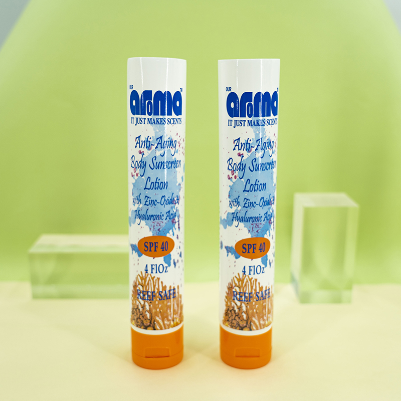 100 ml-es műanyag kinyomható tubus csomagolás Fényvédő krém Airless tubus felhajtható fedéllel