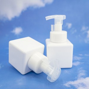 Pogranda Pogranda Propra Plasta Kosmetika Ujo Pakado PET Kvadrata Pumpila Botelo Por Mana sanitizer duŝĝela ŝampuo