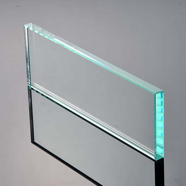 Lista de precios para China Vidrio laminado de seguridad PVB transparente, gris, bronce y verde F de 6,38-80 mm