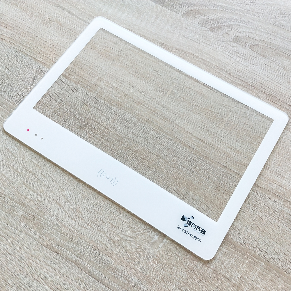 Maßgeschneidertes 15-Zoll-Frontglas aus gehärtetem Glas für Touchscreen