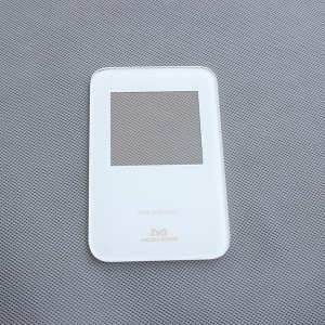 Pannello frontale in vetro Apple bianco da 2 mm per monitor intelligente