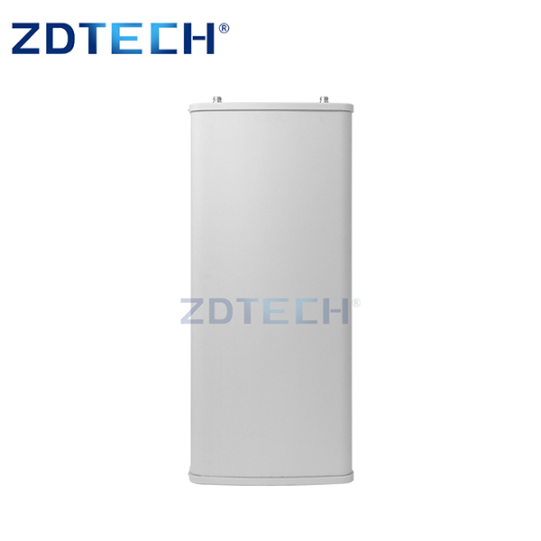 2.20 dBi Dual Polarized 2x2 MIMO Enclosure Patch Panel 2400-5850 GHz antenna