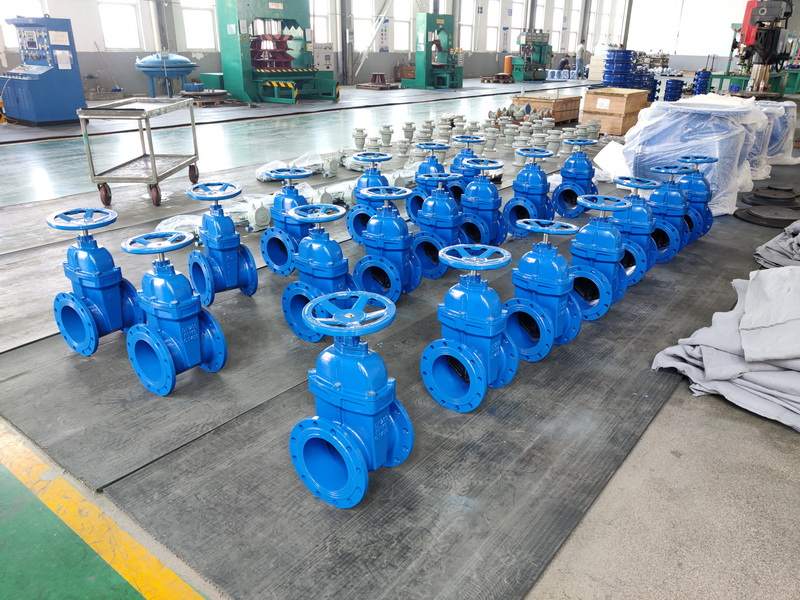 How to adjust the pressure of the booster pump, where is the gate valve of the booster pump