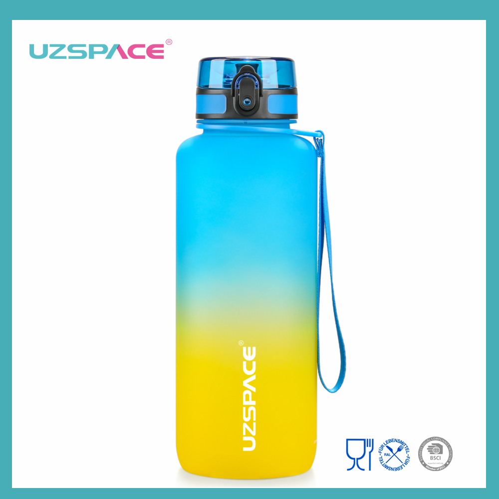UZSPACE 1500ml/1.5L رنگهای شیب انگیزشی بطری پلاستیکی آب ورزشی مات شده