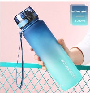 UZSPACE 1000ml Warna Gradien BPA Gratis Frosted Tritan Olahraga Botol Air Plastik Kanthi Time Maker
